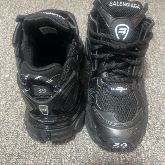 Black Balenciaga runners size 9 us 39 eur - Picture 6 of 6